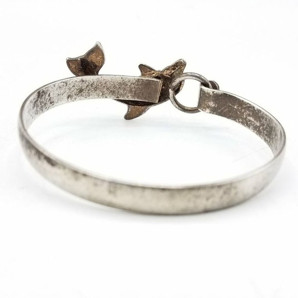 925 Sterling Silver Dolphin Bracelet cuff 18.9 grams 2.5 inch Wide jewelry - Picture 2 of 2
